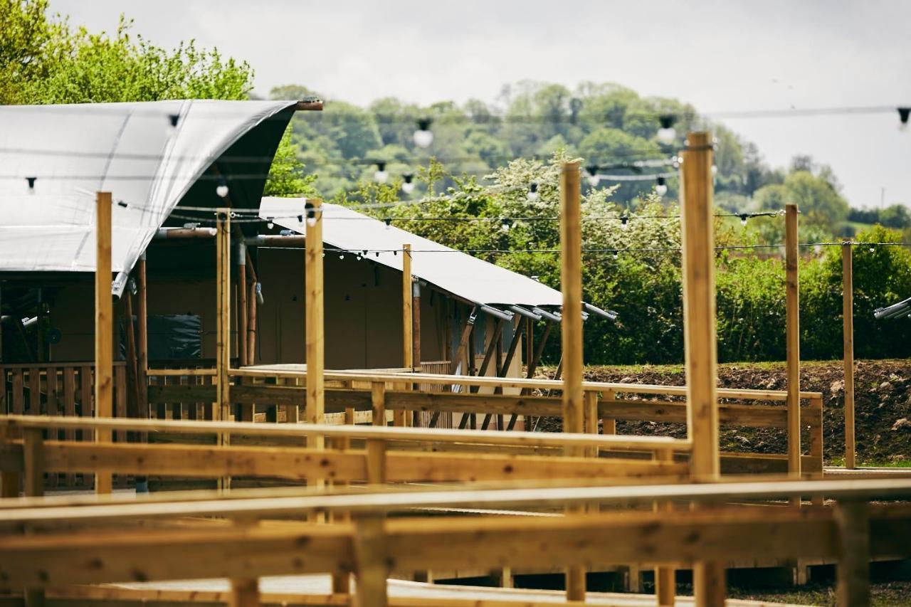 The Camp At The Wave Hotel Bristol Buitenkant foto